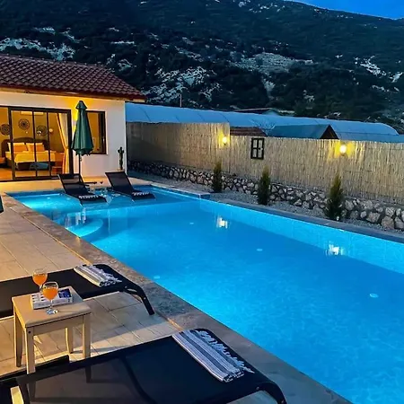 Kalkan Saribelen'de 2+1 Muestakil Sarıbelen