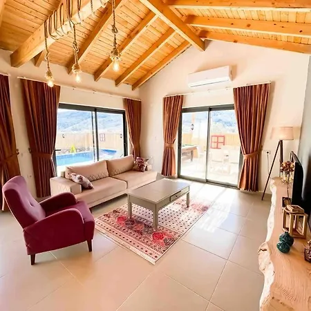 Kalkan Saribelen'de 2+1 Muestakil Szálloda