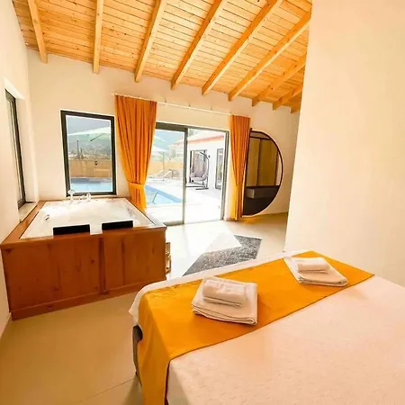 Kalkan Saribelen'de 2+1 Muestakil
