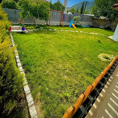 Kalkan Saribelen'de 2+1 Muestakil
