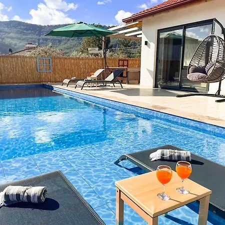 Kalkan Saribelen'de 2+1 Muestakil Hotel Sarıbelen