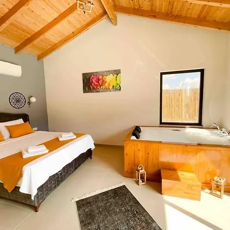 Kalkan Saribelen'de 2+1 Muestakil Hotel Sarıbelen
